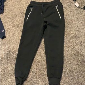 Slim Fit Fleece Jogger 600